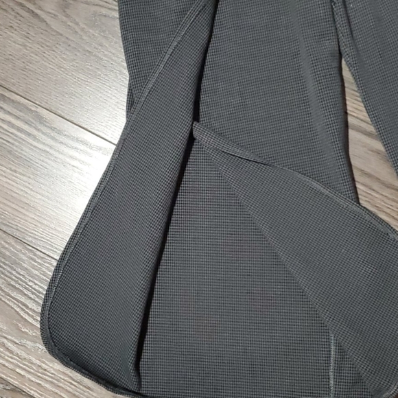 Vintage Crop Pants - Picture 4 of 14